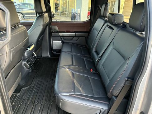 Used 2022 Ford F150 Lariat w/ Equipment Group 502A High image 25