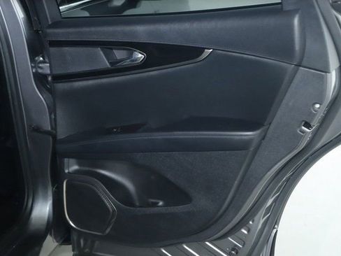 Used 2021 Lincoln Nautilus AWD image 31