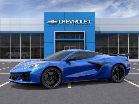 New 2026 Chevrolet Corvette E-Ray image 2