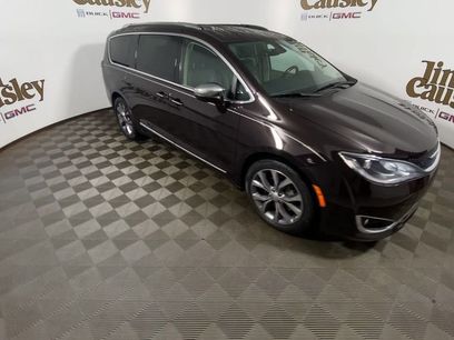 Used 2019 Chrysler Pacifica Limited