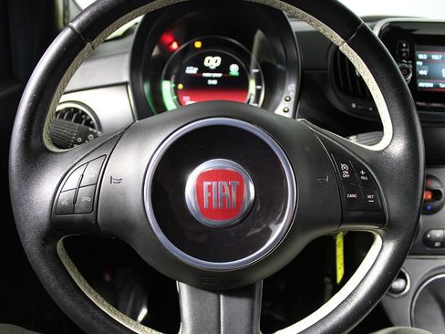 Used 2018 FIAT 500 e FWD image 17