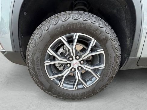 Used 2024 GMC Acadia AT4 w/ Luxury Package AWD/4WD image 28