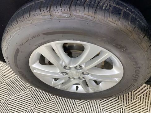 Used 2020 Buick Enclave Essence FWD image 22
