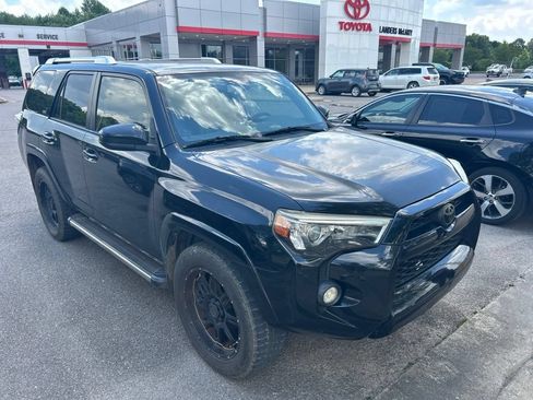 Used 2016 Toyota 4Runner SR5 RWD image 3