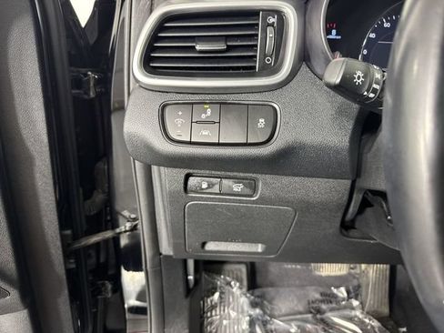 Used 2020 Kia Sorento EX FWD image 14