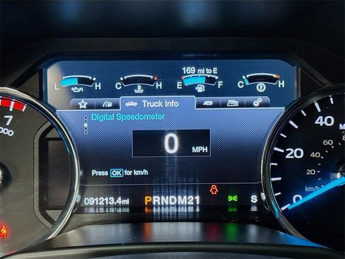 Used 2017 Ford F350 Lariat image 13