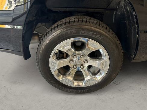 Used 2022 RAM 1500 Big Horn AWD/4WD image 14