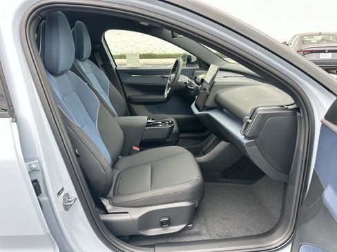 New 2026 Volvo EX30 Plus image 20