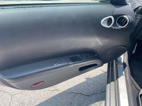 Used 2004 Nissan 350Z Enthusiast w/ Aerodynamics Pkg image 12