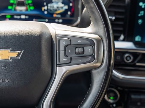 Used 2024 Chevrolet Silverado 2500 LT w/ Convenience Package image 24