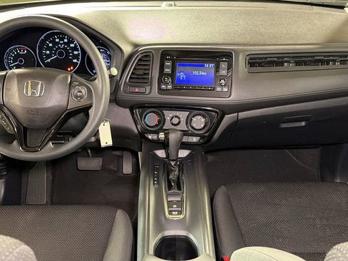 Used 2020 Honda HR-V LX image 14