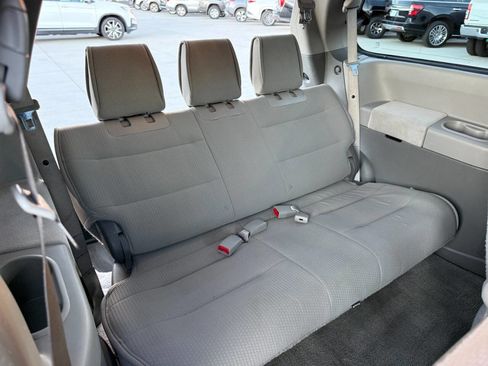 Used 2008 Nissan Quest S w/ Seat Pkg image 18