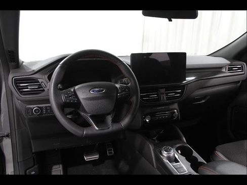 Certified 2023 Ford Escape ST-Line Select w/ Tech Pack #2 AWD/4WD image 6