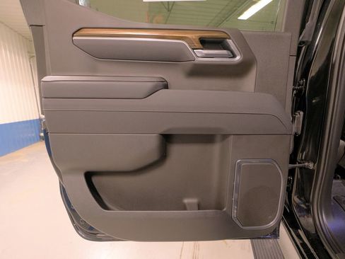 Used 2025 Chevrolet Silverado 1500 RST w/ Convenience Package II image 27