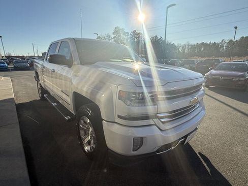 Used 2016 Chevrolet Silverado 1500 LTZ Z71 image 8