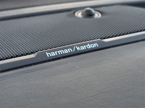 Used 2023 RAM 2500 Limited image 19