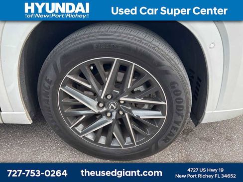 Used 2024 Lexus TX 350 AWD w/ Captains Chair Package image 6