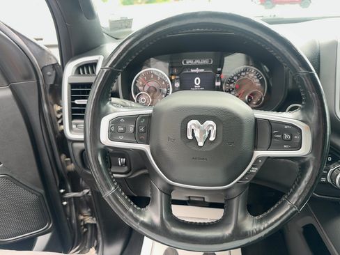 Used 2020 RAM 1500 Big Horn AWD/4WD image 16