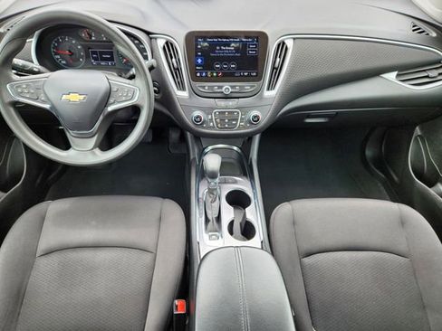 Used 2024 Chevrolet Malibu LT FWD image 11