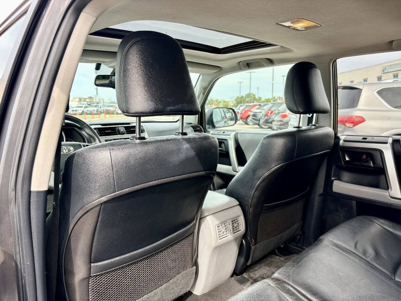 Used 2011 Toyota 4Runner SR5 w/ Premium Pkg w/Leather AWD/4WD image 21
