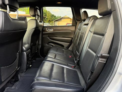 Used 2015 Jeep Grand Cherokee Overland AWD/4WD image 21