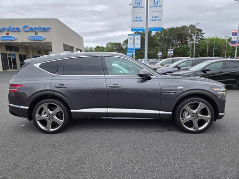 Used 2023 Genesis GV80 3.5T w/ Prestige Package AWD/4WD image 4