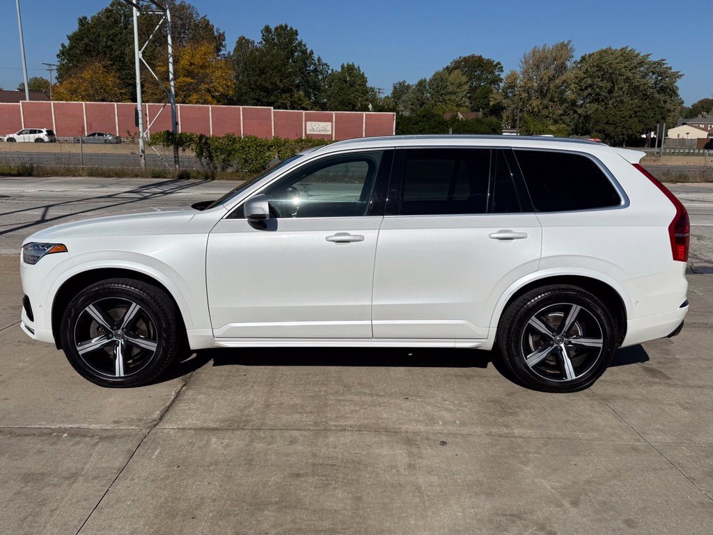 Used 2018 Volvo XC90 T6 R-Design w/ Convenience Package AWD/4WD image 11