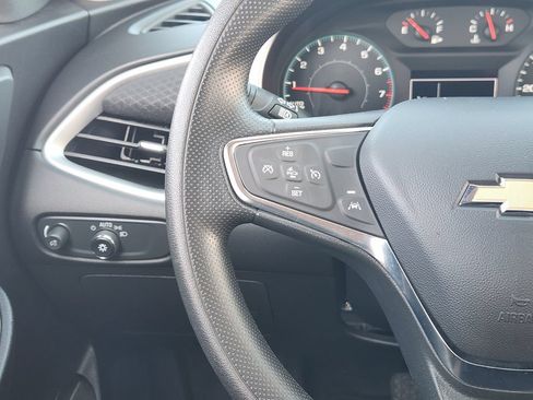 Used 2024 Chevrolet Malibu LT FWD image 27