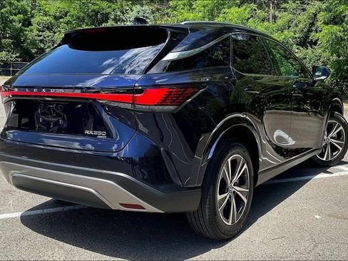 Used 2024 Lexus RX 350 Premium w/ Accessory Package (Z1) AWD/4WD image 4