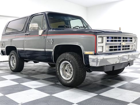 Used 1986 Chevrolet Blazer image 1