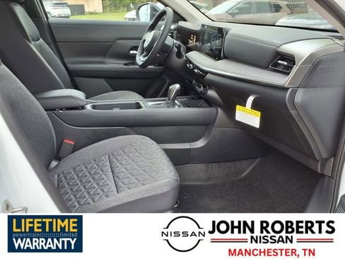 New 2026 Nissan Kicks SV image 18