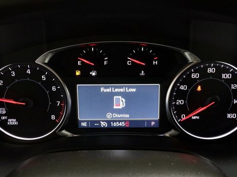 Used 2023 GMC Acadia SLT w/ LPO, Floor Liner Package image 31