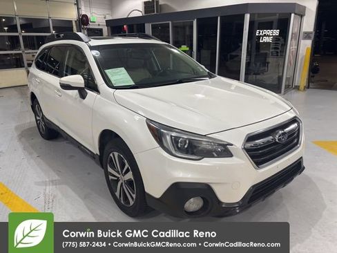 Used 2018 Subaru Outback 2.5i Limited image 4