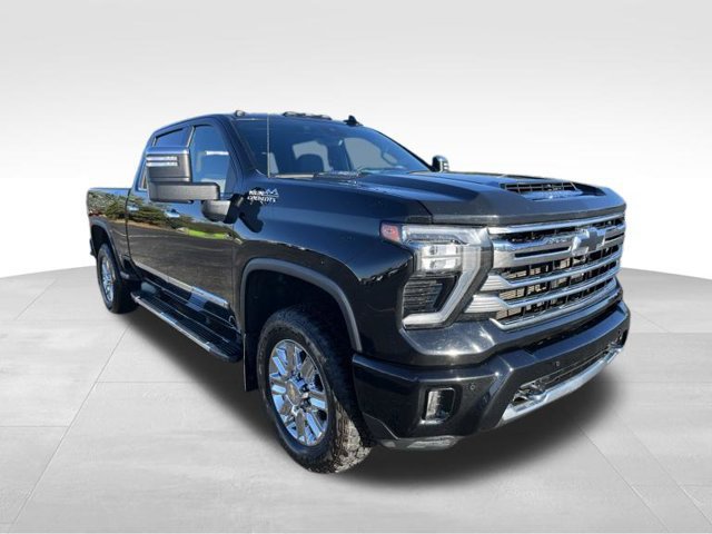 Used 2024 Chevrolet Silverado 3500 High Country w/ High Country Premium Package AWD/4WD image 7