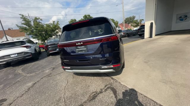 Certified 2024 Kia Carnival LX FWD image 8