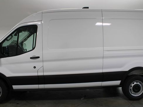 New 2026 Ford Transit 250 148 Medium Roof w/ Load Area Protection Package RWD image 5
