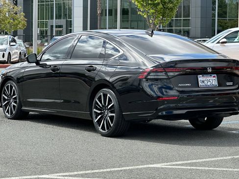 Used 2024 Honda Accord Touring image 6