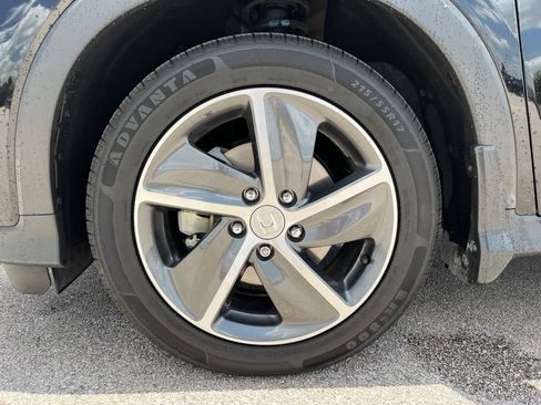 Used 2022 Honda HR-V EX image 9