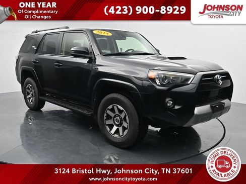 Used 2024 Toyota 4Runner TRD Off-Road AWD/4WD image 1