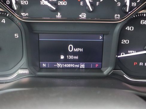 Used 2022 GMC Sierra 3500 SLT w/ SLT Convenience Package image 34