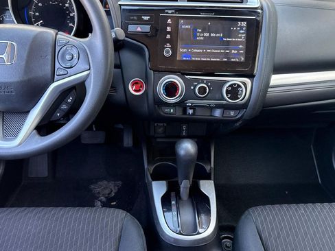 Used 2018 Honda Fit EX image 27