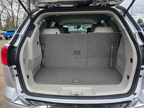 Used 2017 Buick Enclave Leather w/ Trailering Package image 21