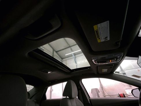 Used 2022 Hyundai Elantra SEL w/ Convenience + Premium Package image 21