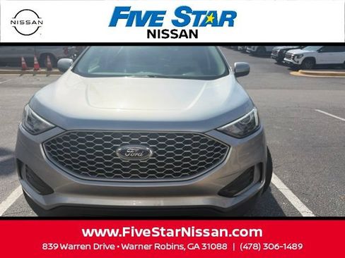 Used 2023 Ford Edge SEL AWD/4WD image 2