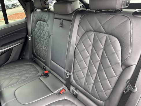 Used 2025 BMW X5 xDrive50e image 14