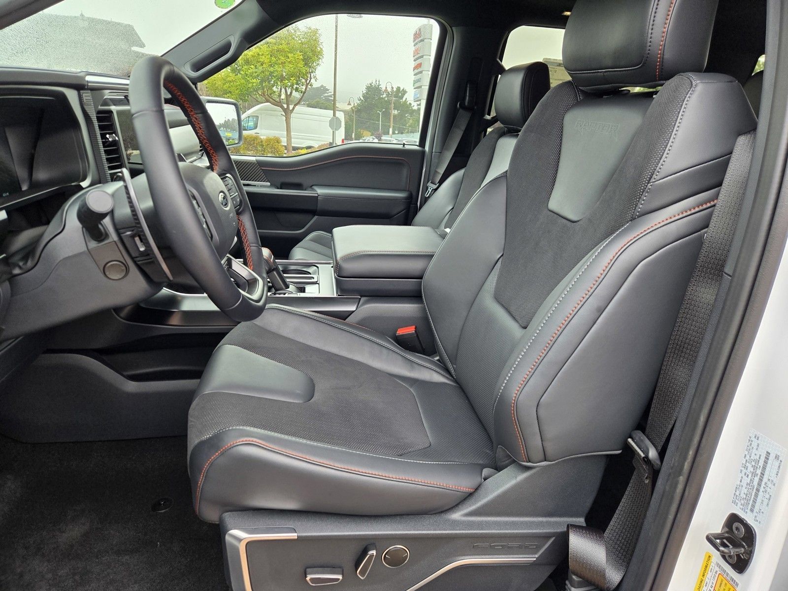 New 2025 Ford F150 Raptor AWD/4WD image 8