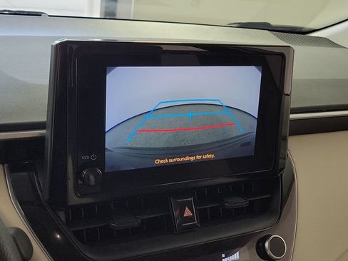 Used 2024 Toyota Corolla LE FWD image 29