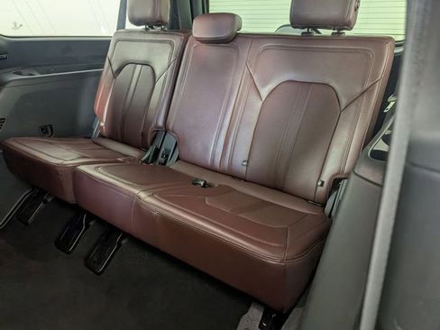 Used 2024 Ford Expedition Max Limited image 30