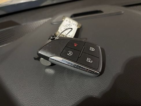 Used 2025 Chevrolet Equinox LT FWD image 25