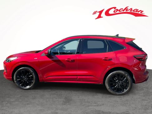 Used 2023 Ford Escape ST-Line Elite w/ Premium Technology Package AWD/4WD image 10